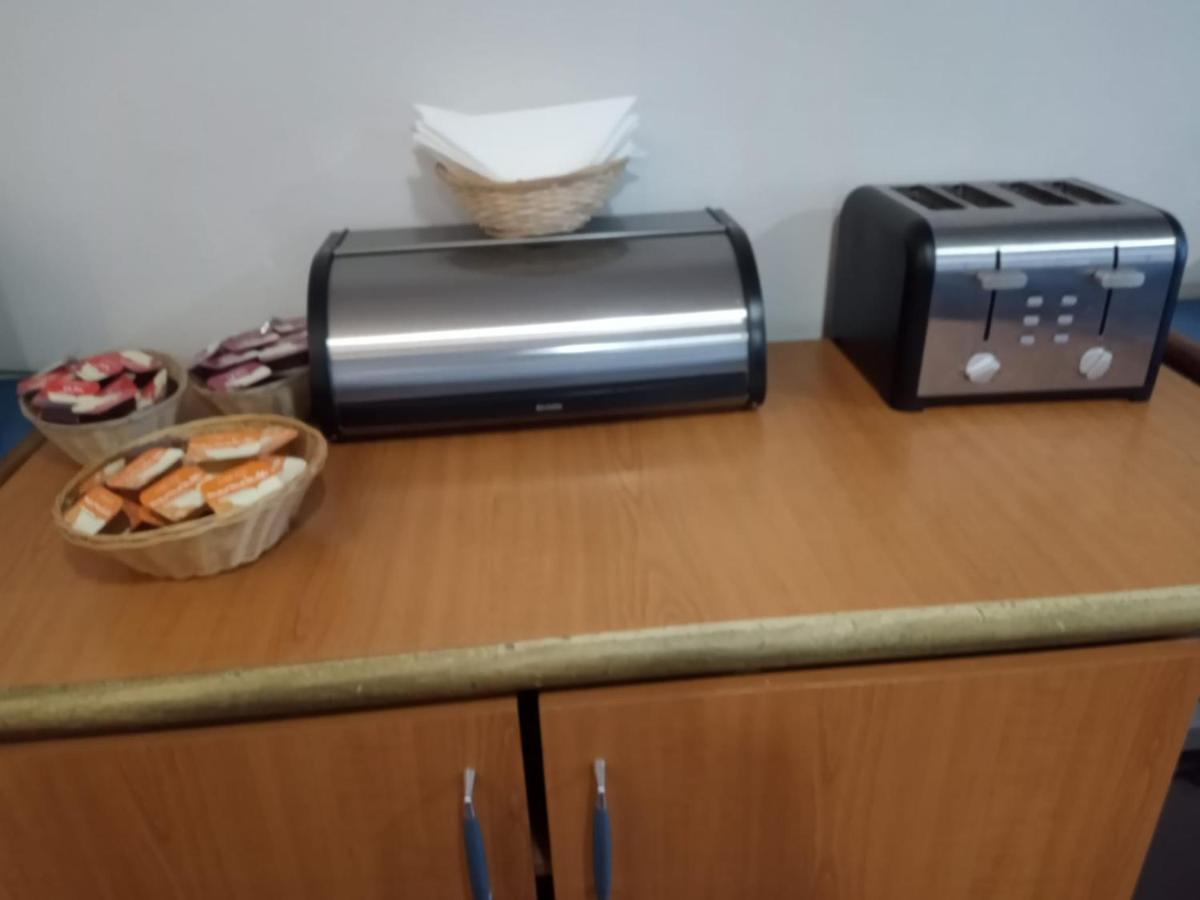 Redwings Lodge Sawtry Huntingdon Woodwalton ภายนอก รูปภาพ